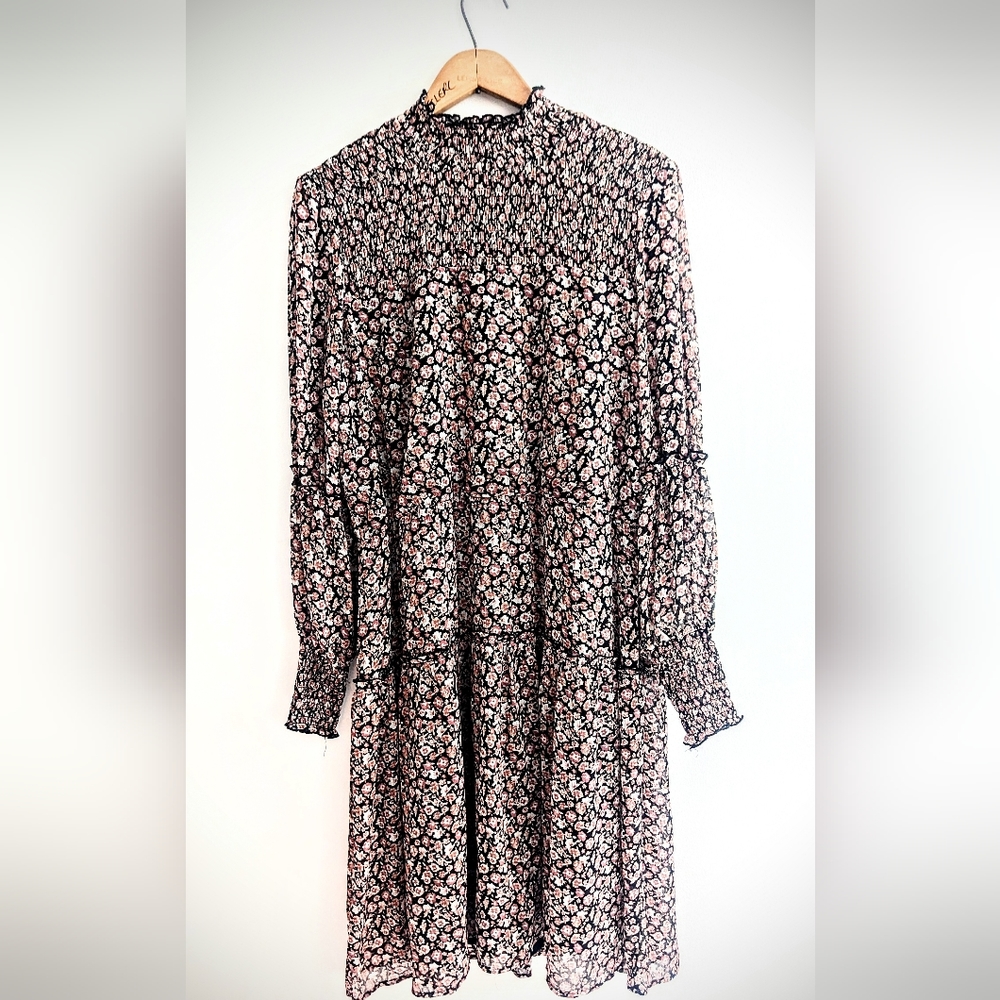 Blumind Elegant Floral Dress